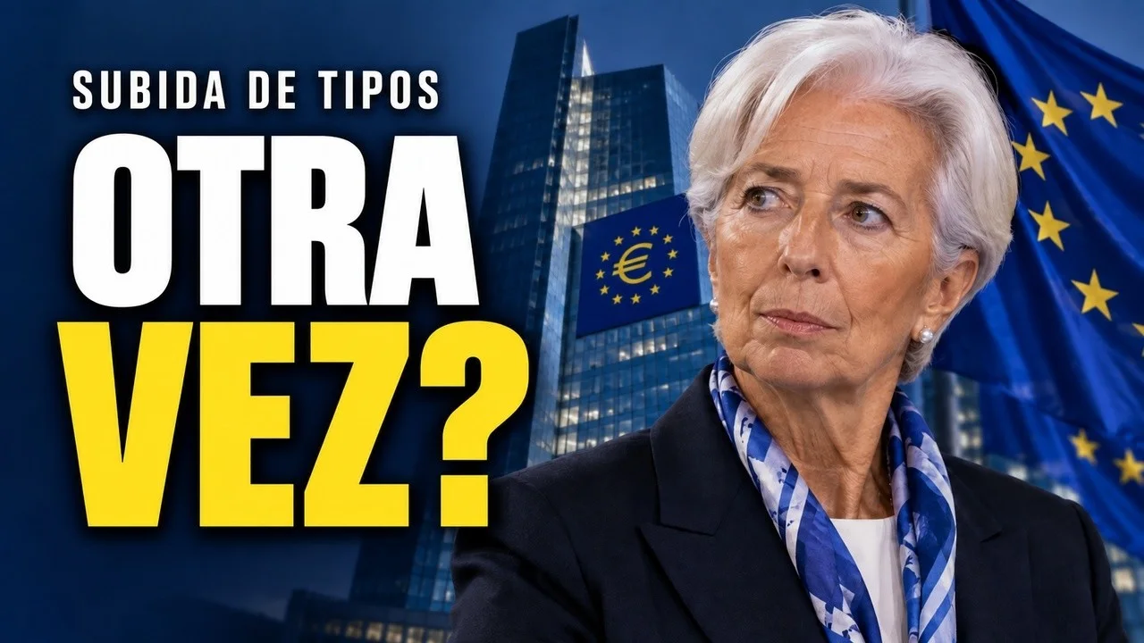 Christine Lagarde, la bandera europea y el texto «Subida de tipos, otra vez?»